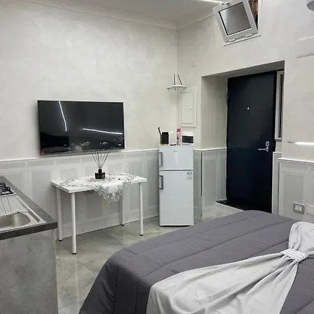 Ester 5 Apartment Naples